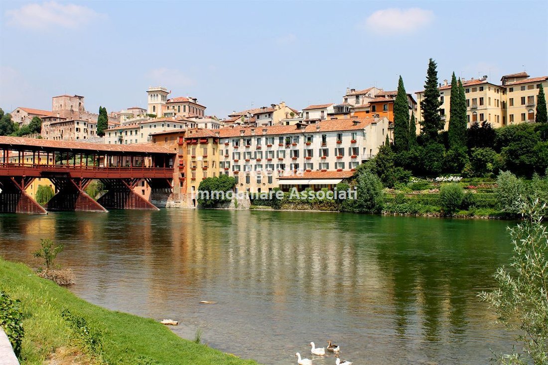 Apartment in Bassano del Grappa, Veneto, Italy 2 - 17385869