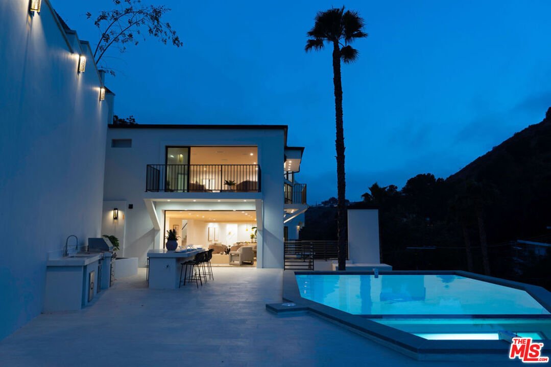 House in Los Angeles, California, United States 2 - 17385632