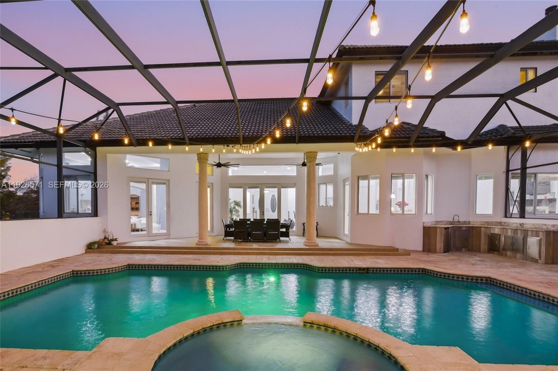 House in Weston, Florida, United States 5 - 16763622