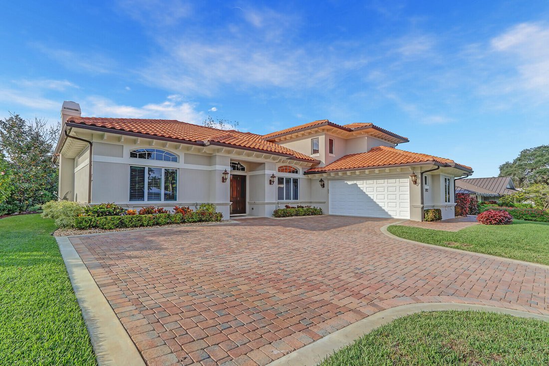 House in Stuart, Florida, United States 3 - 17385891