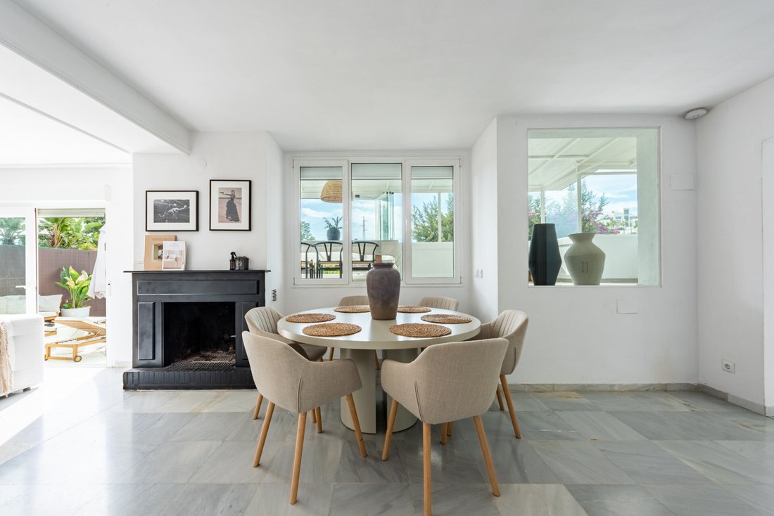 Villa in Marbella, Andalusia, Spain 5 - 17385643