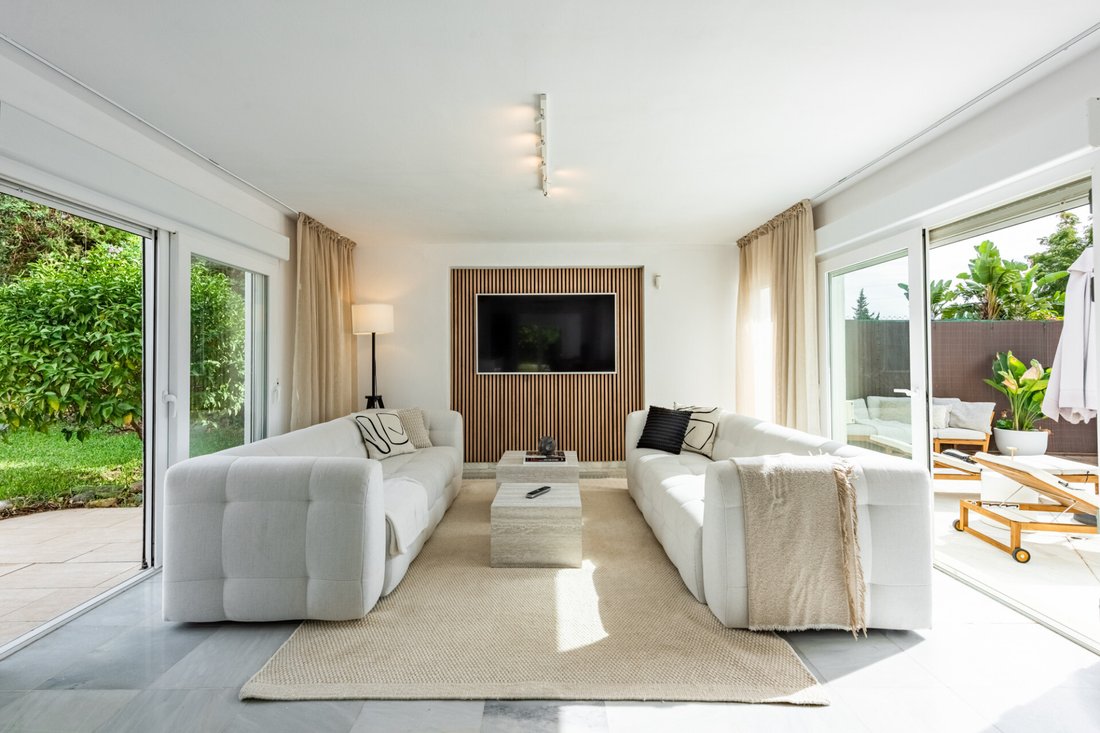 Villa in Marbella, Andalusia, Spain 3 - 17385643