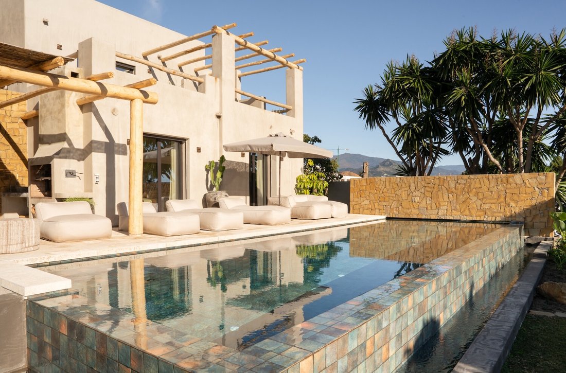 Villa in Marbella, Andalusia, Spain 1 - 17385685