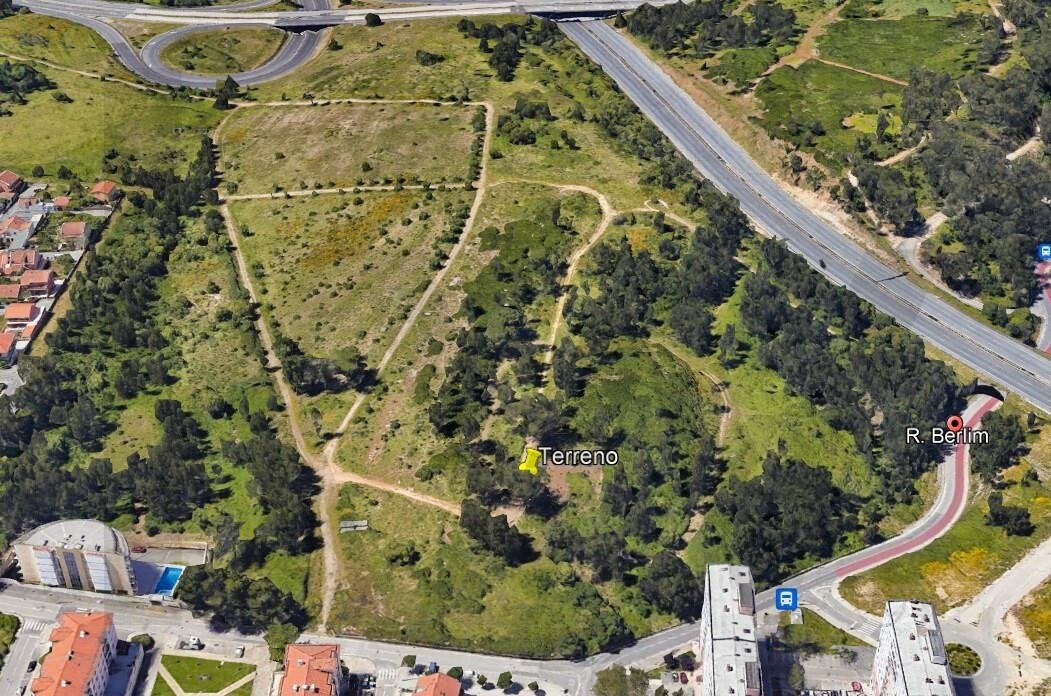 Land in Mina de Agua, Lisbon, Portugal 1 - 17386211