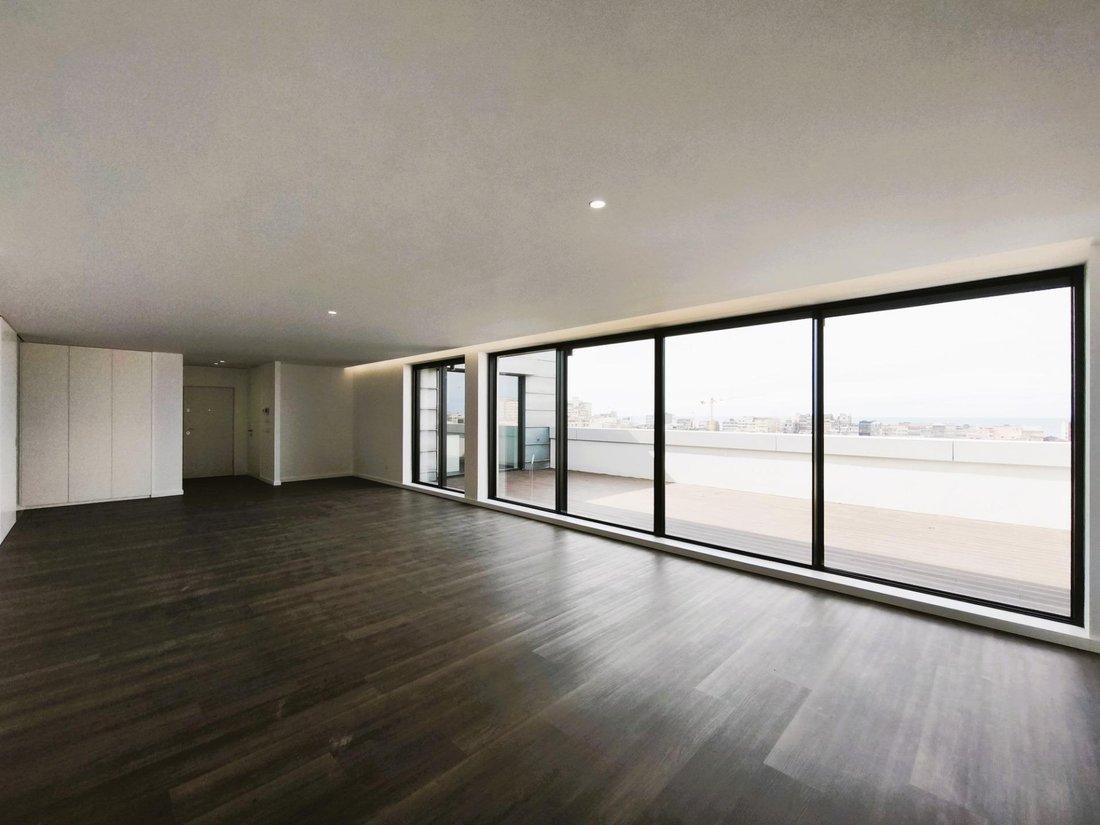 Apartment in Povoa de Varzim, Beiriz e Argivai, Porto District, Portugal 3 - 17386350