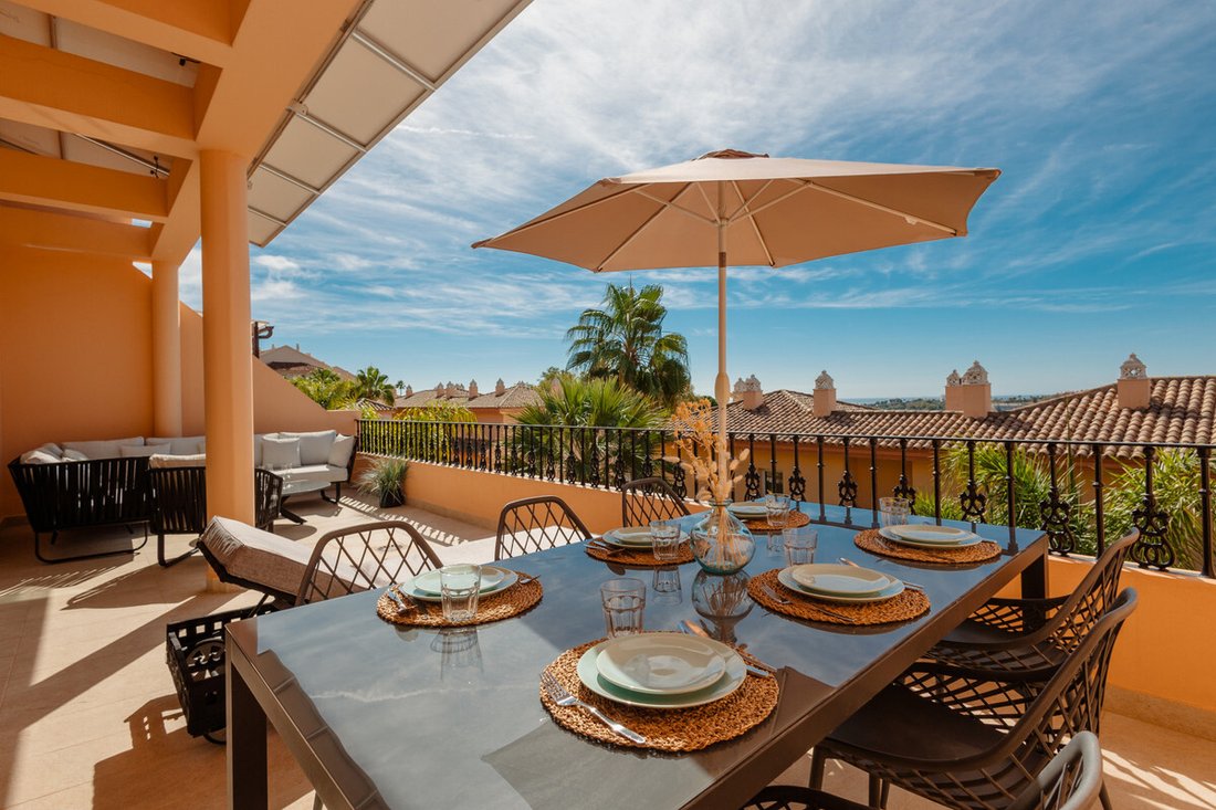 Penthouse in Nueva Andalucia, Marbella, Spain 1 - 17386184