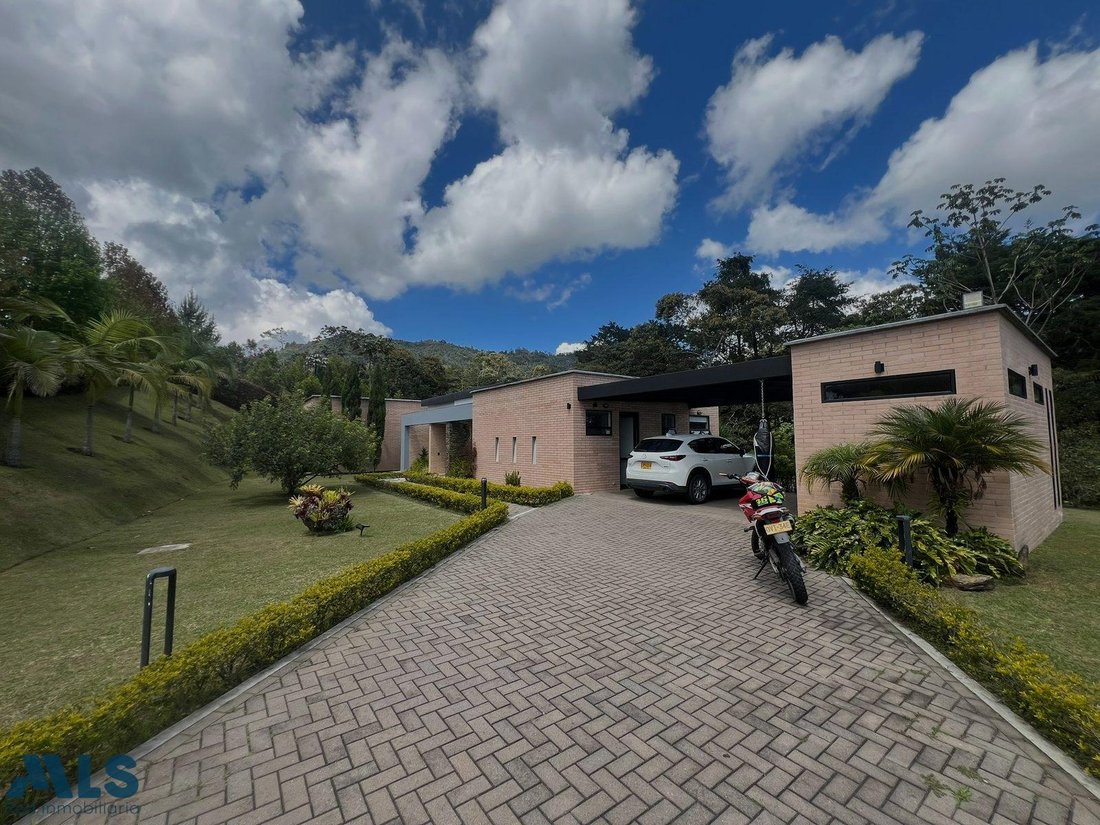 House in La Ceja, La Ceja, Colombia 3 - 17386168