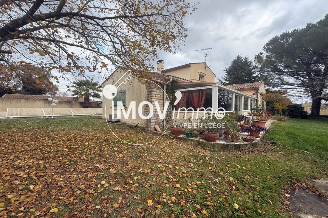 Villa in Uzès, Occitania, France 2 - 17386076