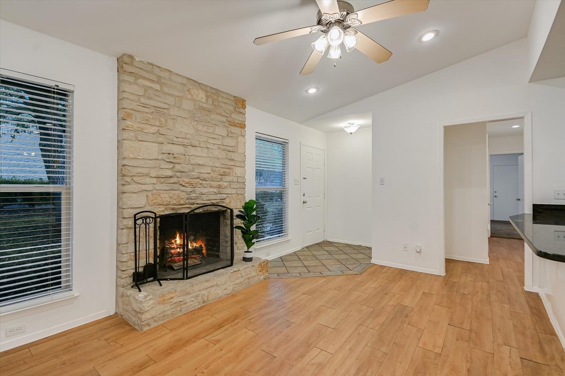 Land in Austin, Texas, United States 4 - 17386604