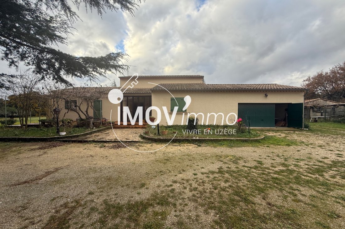 Villa in Uzès, Occitania, France 4 - 17386076