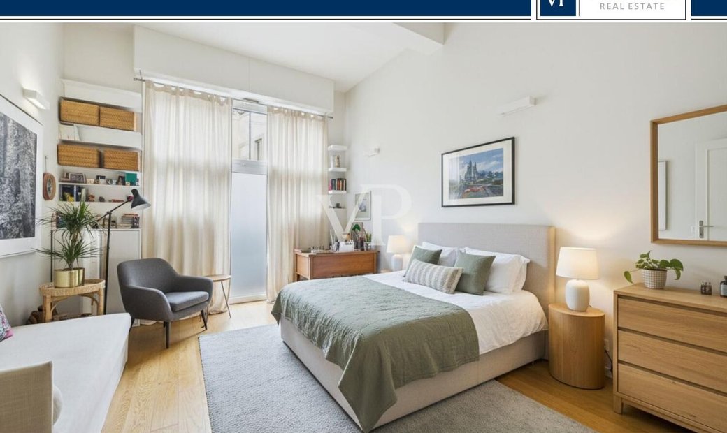 Loft Moderno E Versatile Su Due Livelli In Centro In Milan, Lombardy ...
