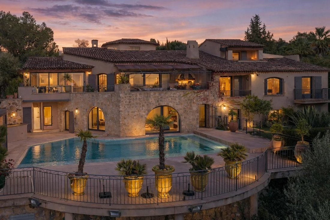 Villa à Mougins, Provence-Alpes-Côte d'Azur, France 1 - 17007683
