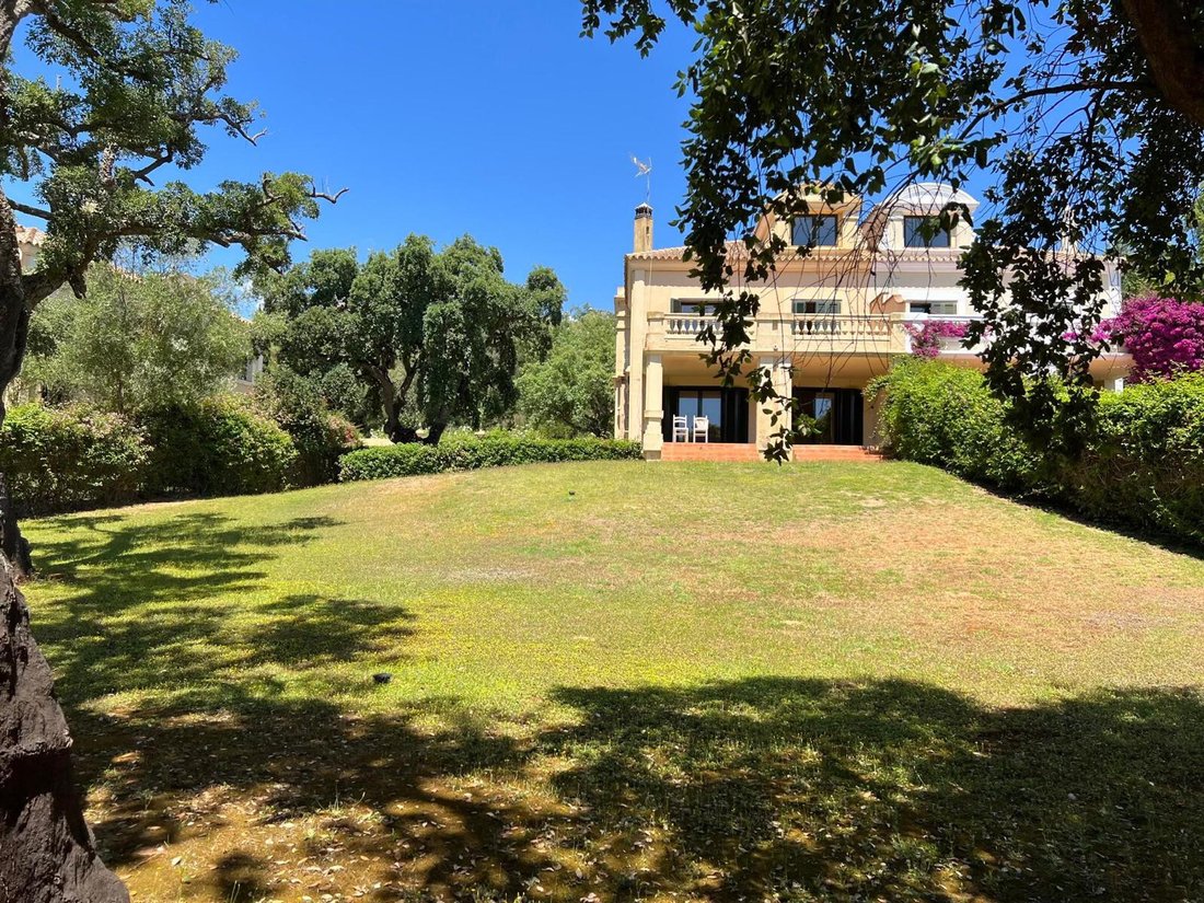 House in Sotogrande, San Roque, Andalusia 1 - 17386190