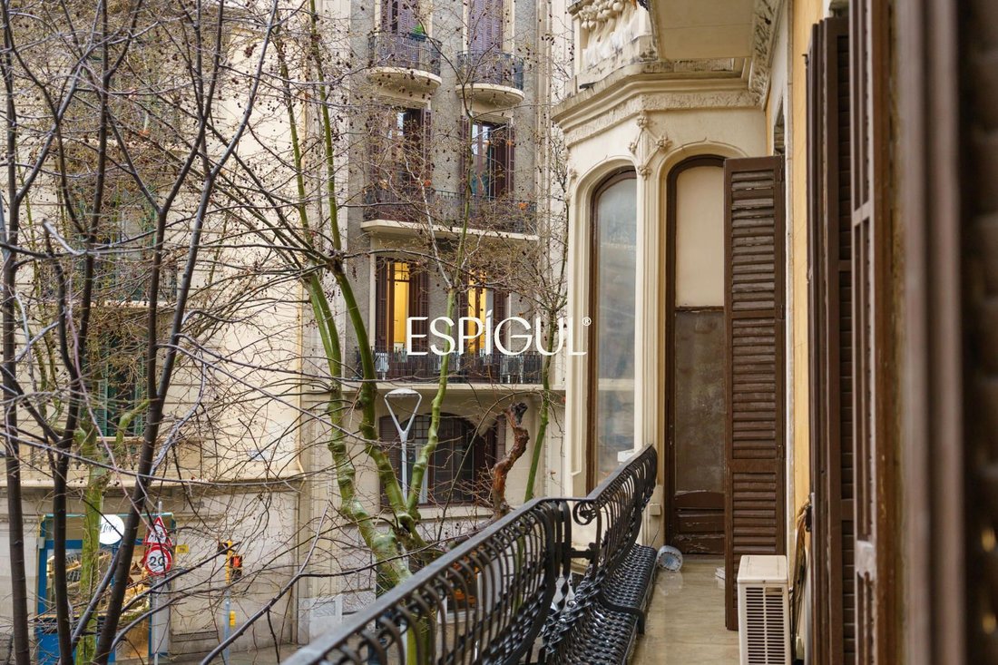 Apartment in Eixample, Barcelona, Spain 5 - 17386095