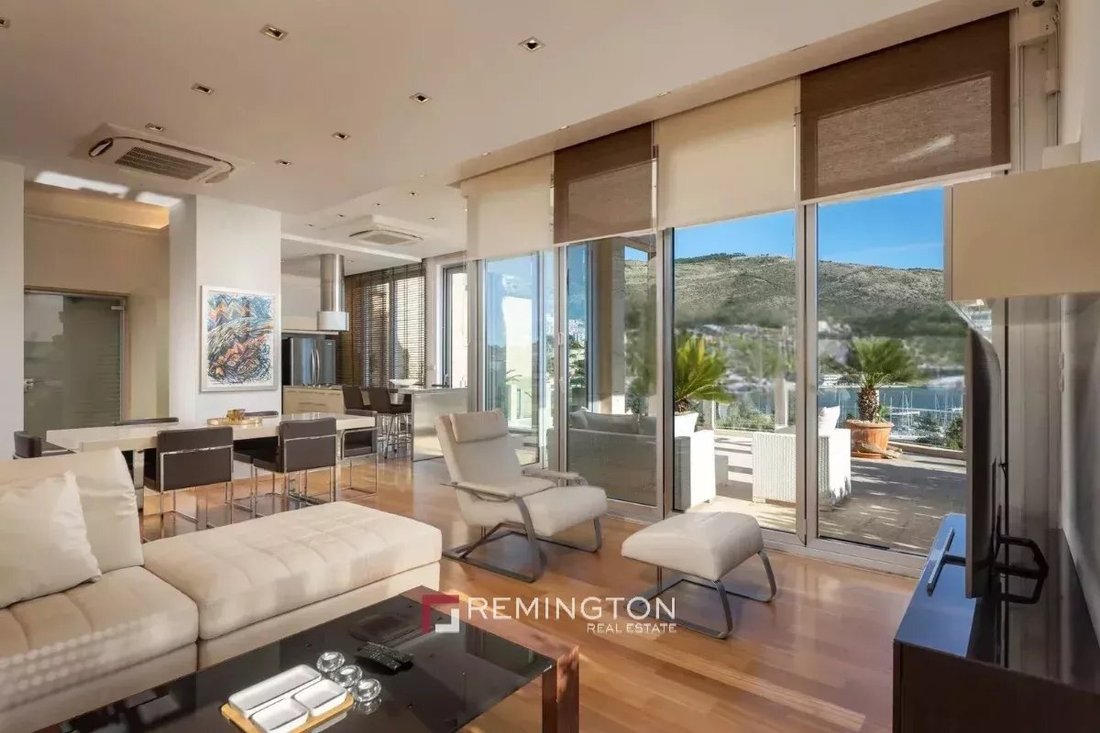 Apartment in Gradski kotar Gruz, Dubrovnik, Dubrovnik-Neretva County 1 - 16364881