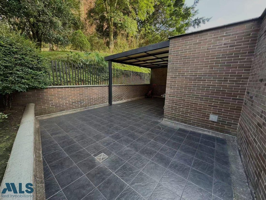 Apartment in Medellín, Antioquia, Colombia 3 - 17386177