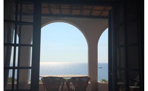 House in Keratea, Attica, Greece 1