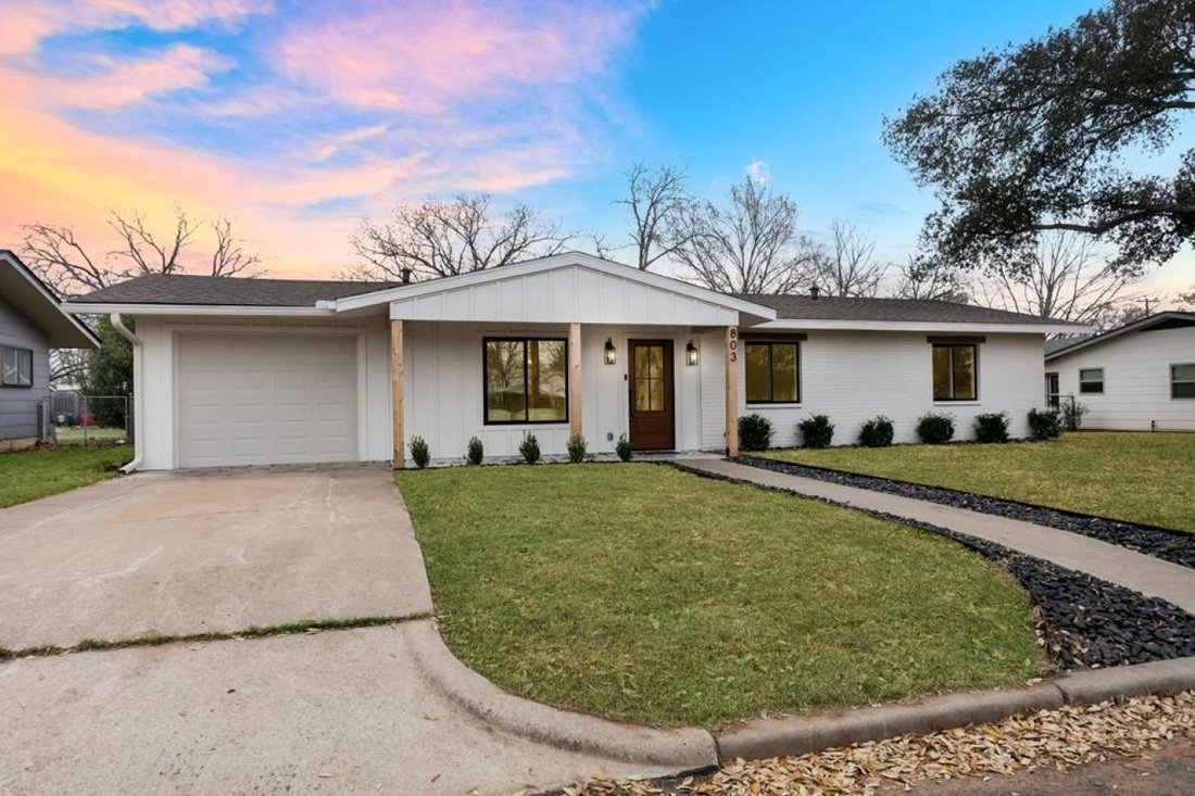 House in Fredericksburg, Texas, United States 1 - 17386505