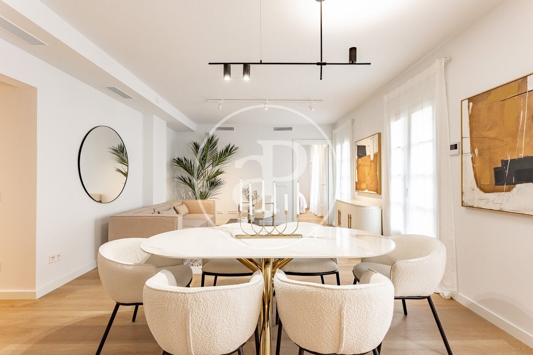 Apartment in Eixample, Barcelona, Spain 3 - 17386694