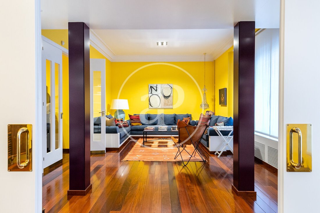 Apartment in Sarrià-Sant Gervasi, Barcelona, Spain 1 - 17386253