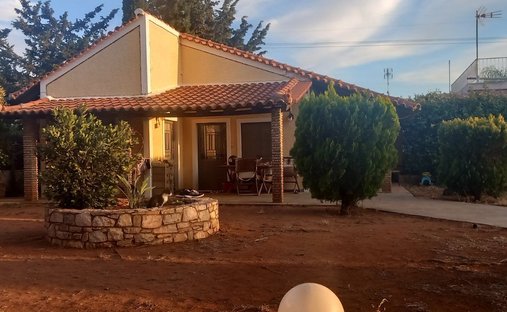 Maison à Kalyvia Thorikou, Attique, Grèce 1