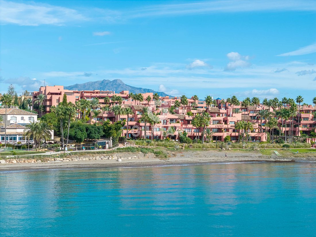 Apartment in Estepona, Andalusia, Spain 5 - 17386725