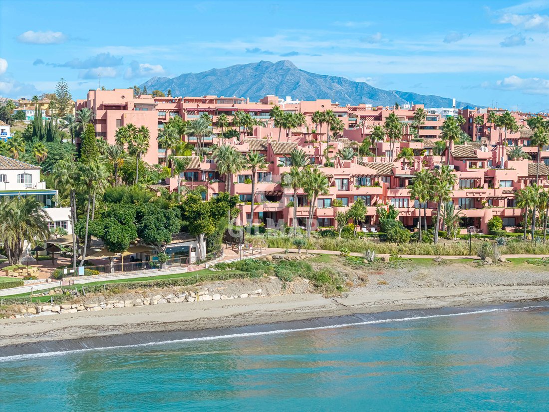 Apartment in Estepona, Andalusia, Spain 3 - 17386725