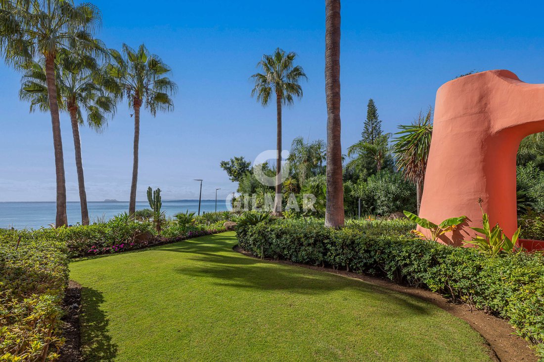 Apartment in Gualdalmansa, Estepona, Andalusia 3 - 17386697