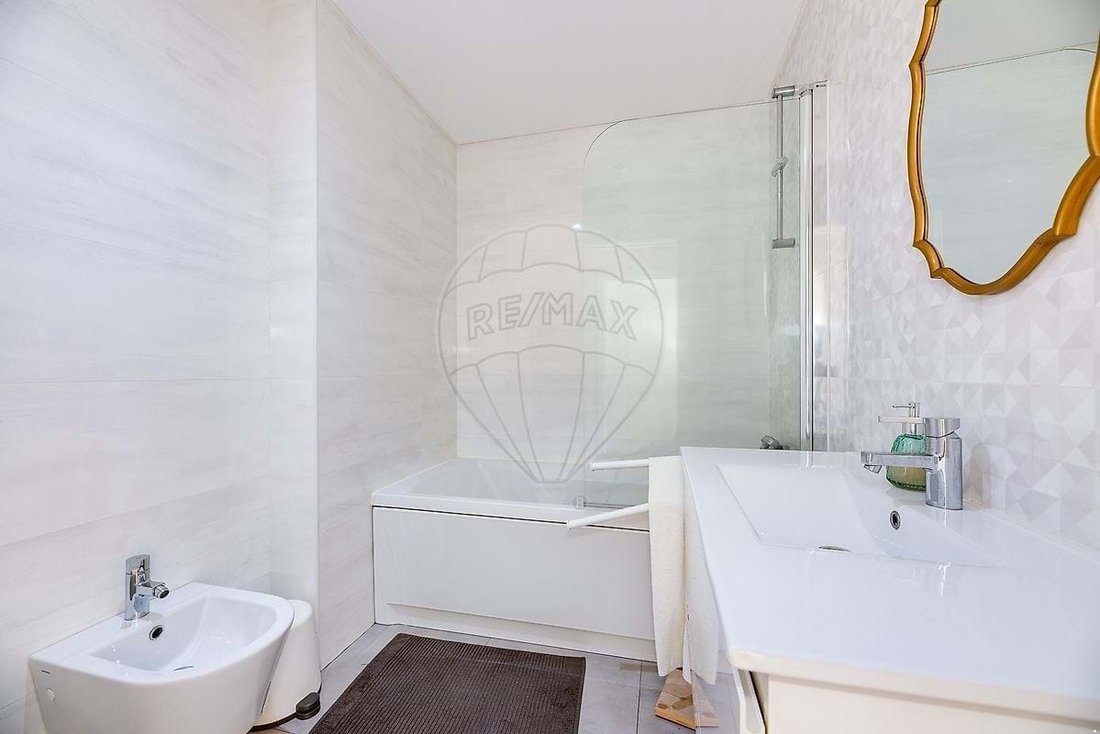 Apartment in Arroios, Lisbon, Portugal 5 - 17387438