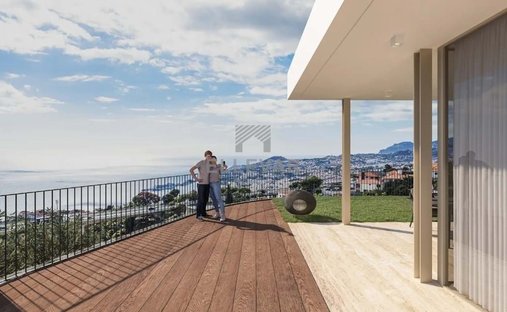 Villa in Se, Madeira, Portugal 1