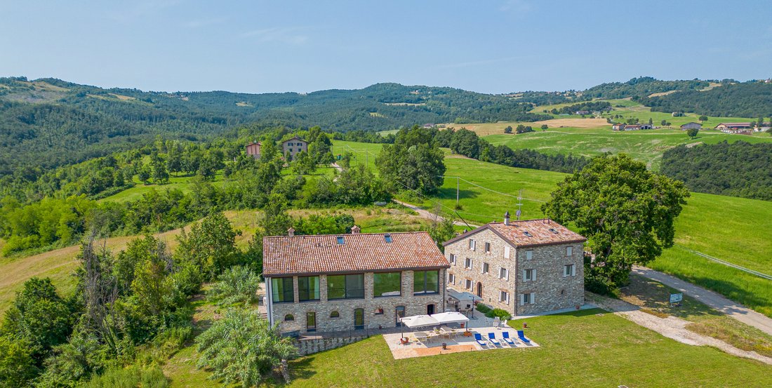 Estate in Zocca, Emilia-Romagna, Italy 1 - 17387475