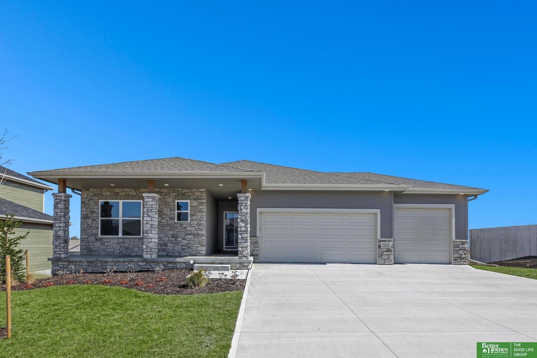 House in Bennington, Nebraska, United States 1 - 17387525