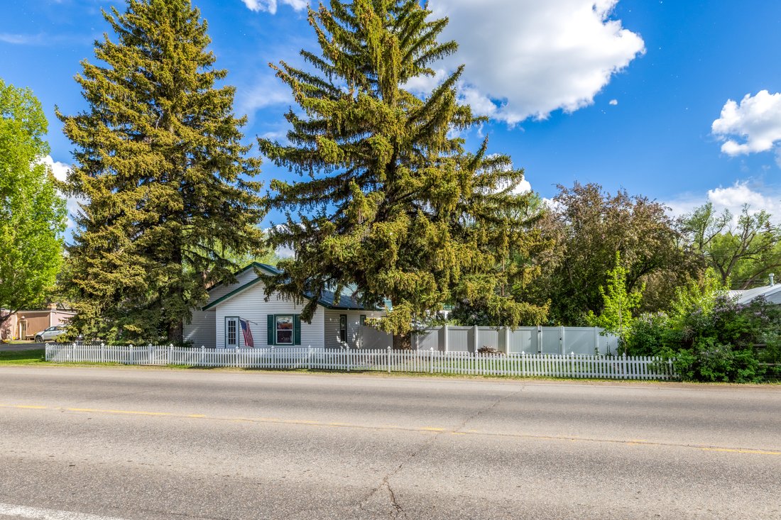 Steamboat Springs, Colorado, United States 1 - 17387533