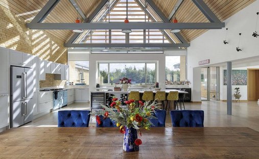 Country House in Honeybourne, England 1