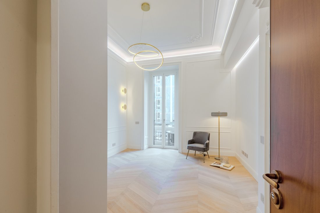 Apartment in Centrale, Milan, Italy 2 - 17387656