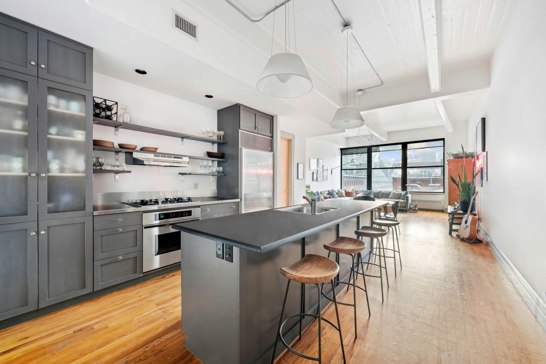 Condo in New York, New York, United States 1 - 17387612