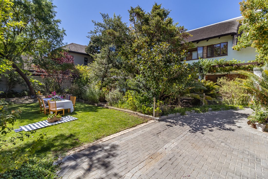 House in Stellenbosch, Western Cape, South Africa 2 - 17387595
