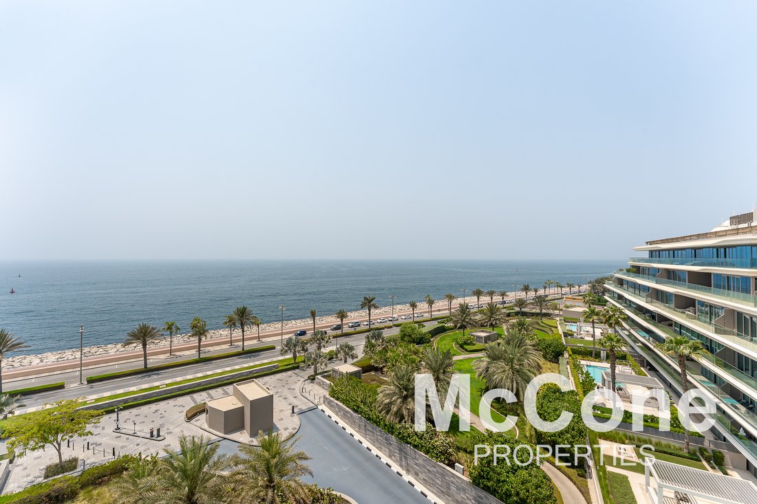 Apartment in Palm Jumeirah, Dubai, United Arab Emirates 1 - 17388502