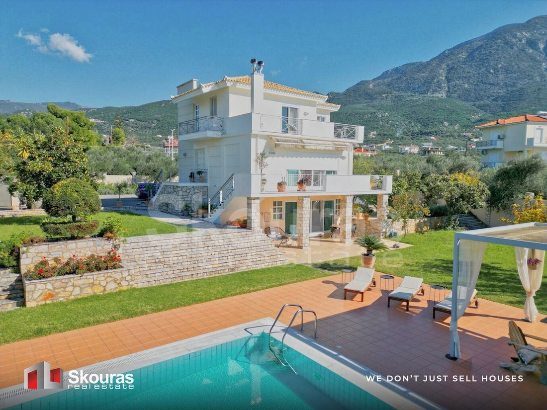 Villa in Kalamata, Peloponnese, Western Greece and the Ionian, Greece 1 - 17388305