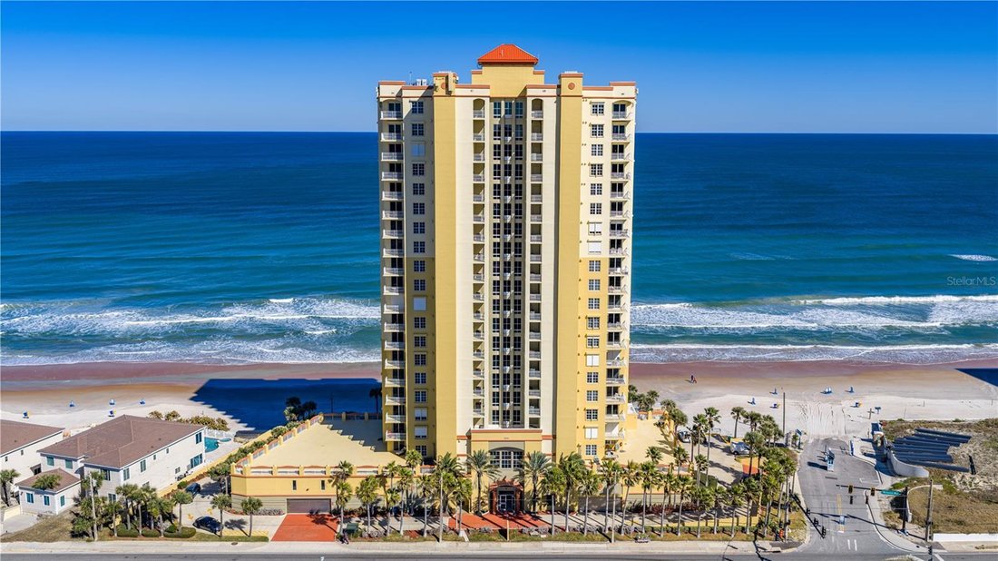 Condo in Daytona Beach, Florida, United States 1 - 17388066