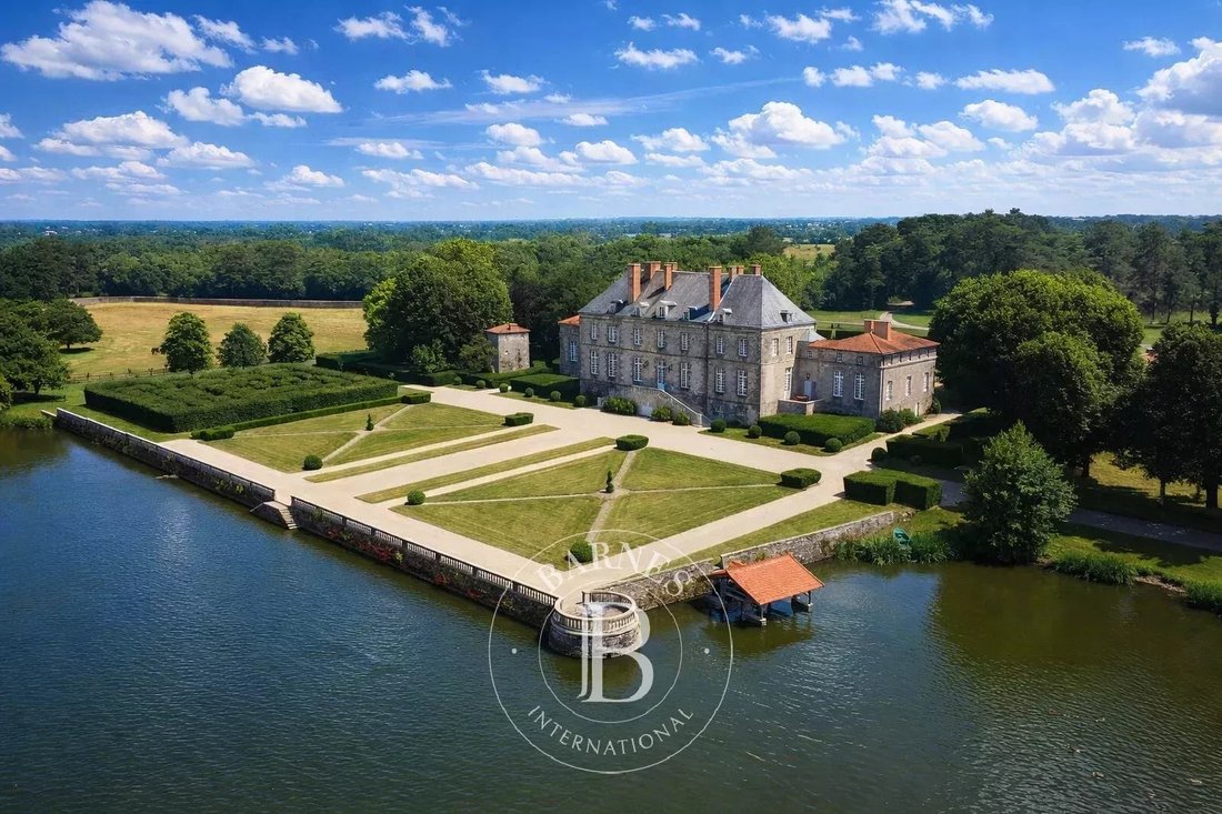 Castle in Tortière - Donatien, Nantes, France 3 - 15875867