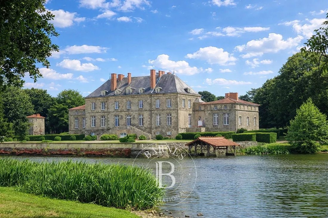 Castle in Tortière - Donatien, Nantes, France 2 - 15875867