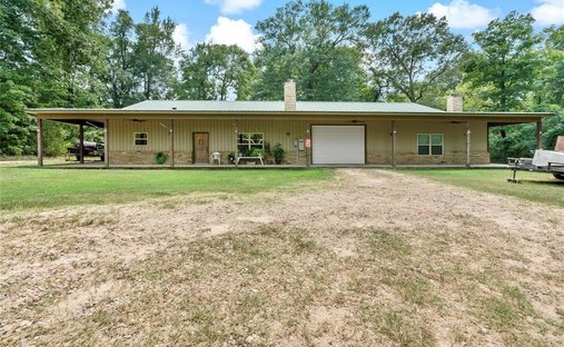 House in Bagwell, Texas, United States 1