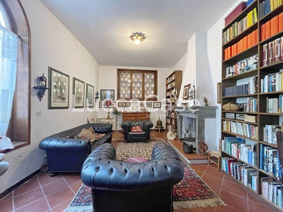 Villa in Historic Center, Lucca, Tuscany 5 - 17388171