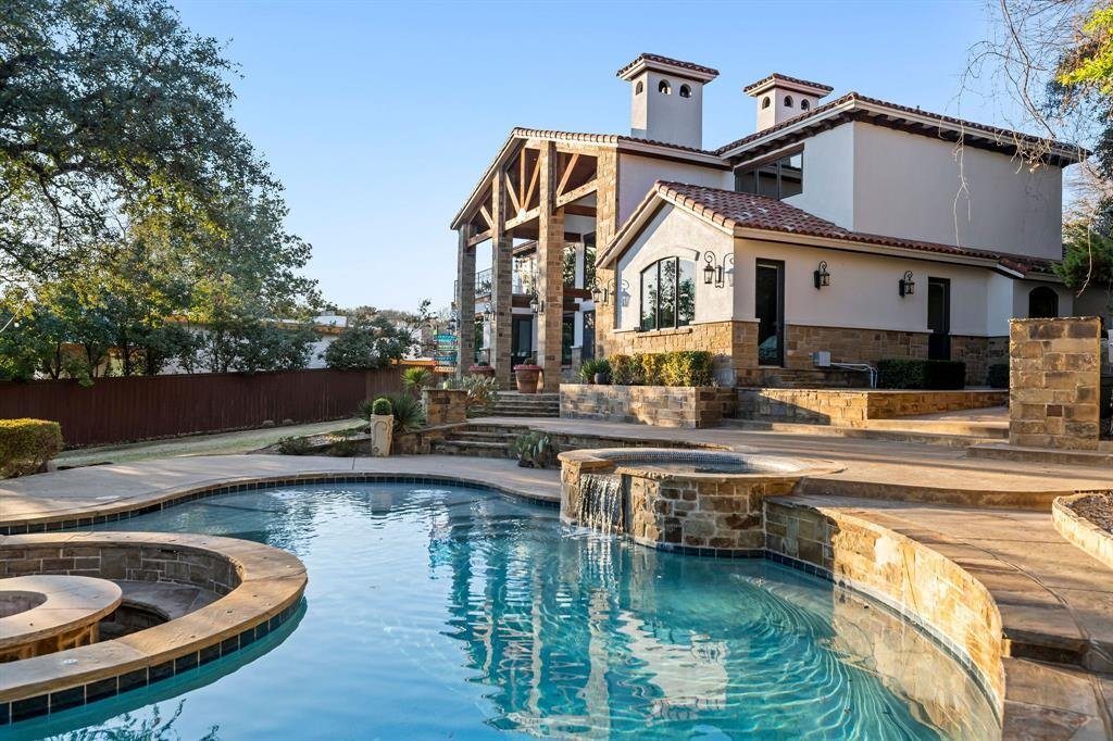 House in Fort Worth, Texas, United States 4 - 17388227