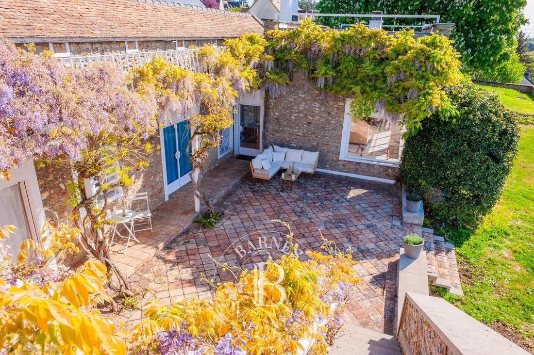 House in Sud, Chambourcy, France 4 - 15828396