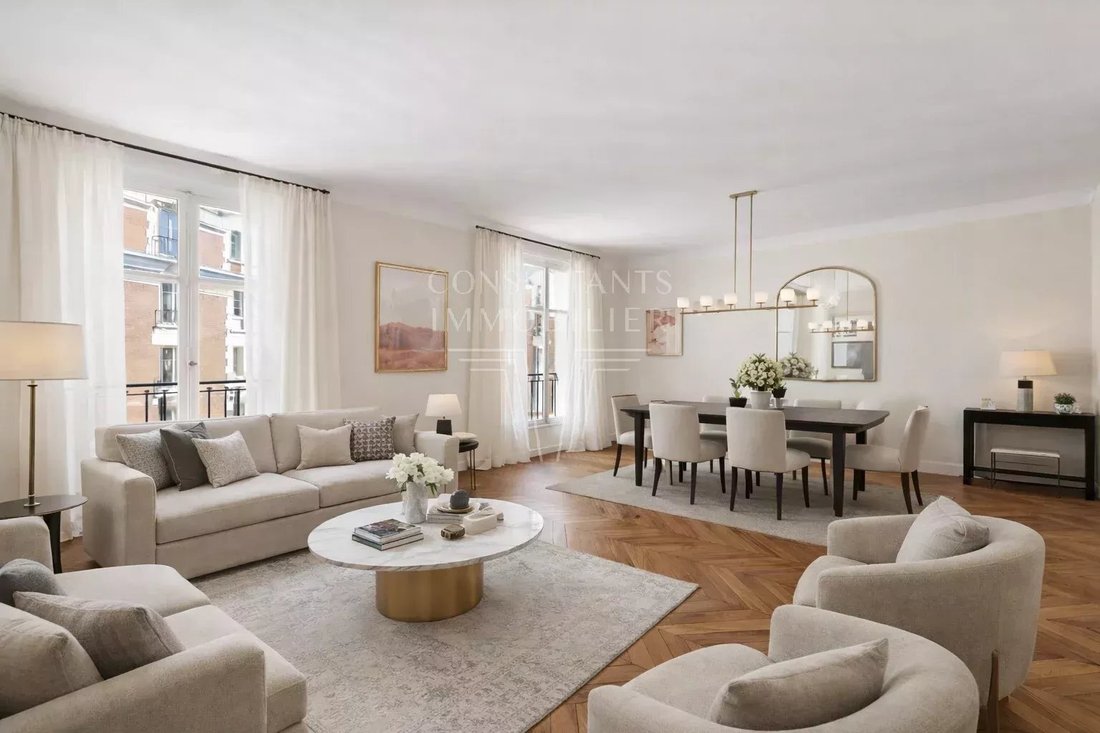 Apartment in Saint James-Général Koenig, Neuilly-sur-Seine, France 1 - 17380765