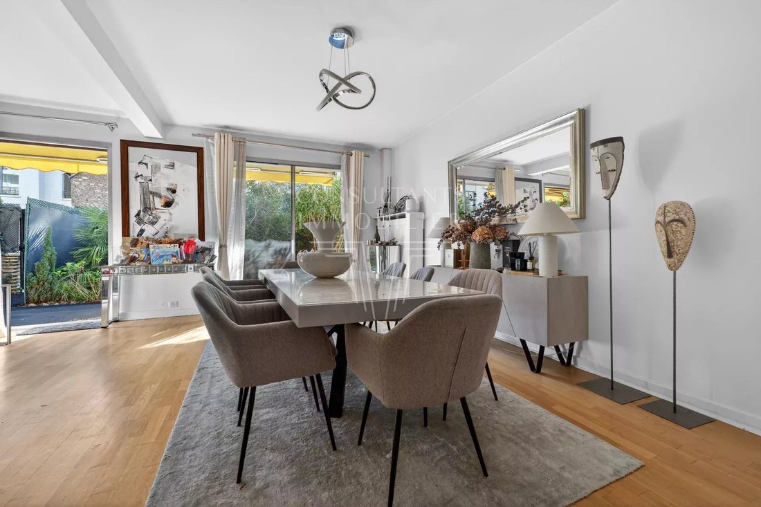 Apartment in Puteaux, Ile-de-France, France 4 - 17387823
