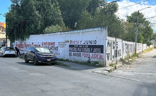 Terreno a Chicoloapan de Juárez, Stato del Messico, Messico 1