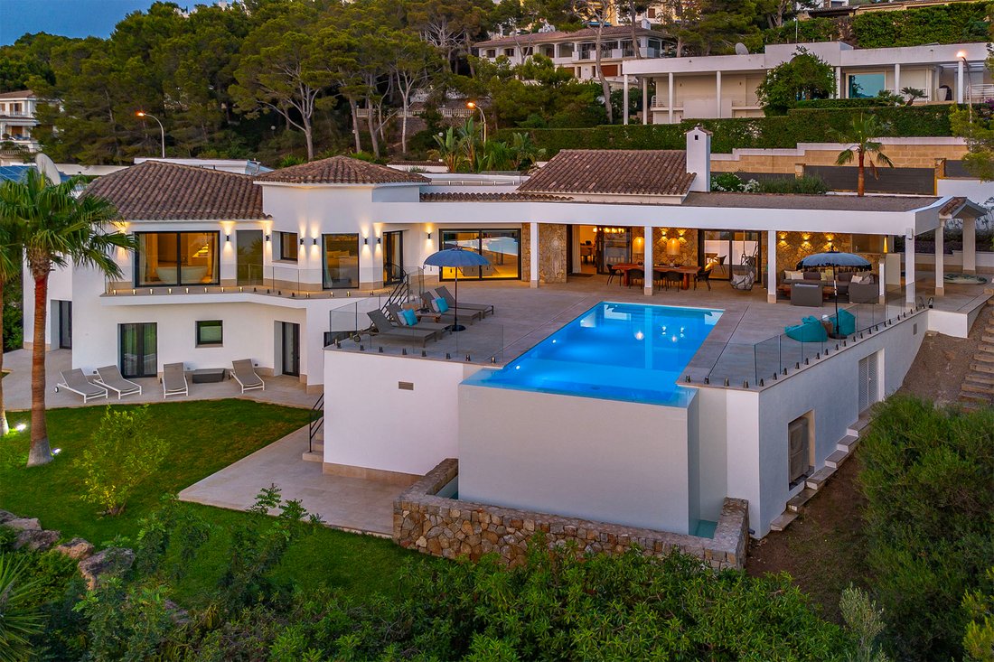 Villa in Rotes Velles, Calvia, Balearic Islands 2 - 17388116